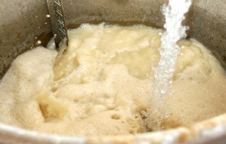 Lactosevervangers+maken+kalvermelk+goedkoper