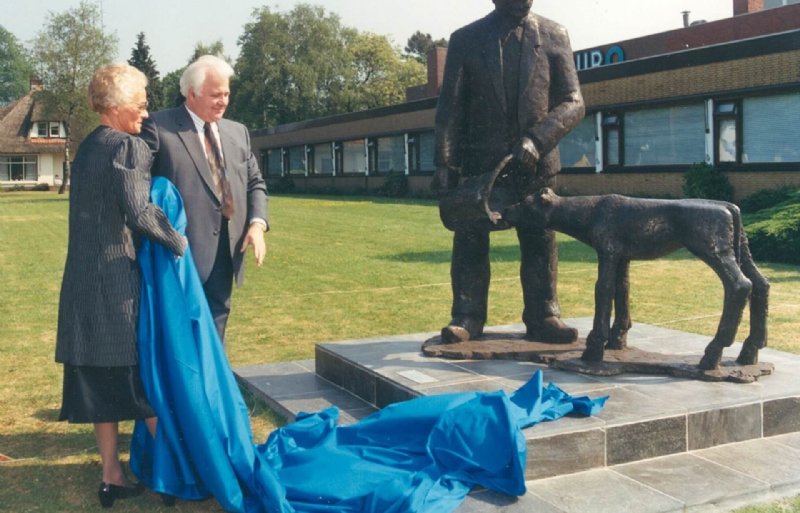 Peter Boeve sr, oprichter Alpuro, overleden DeKalverhouder.nl