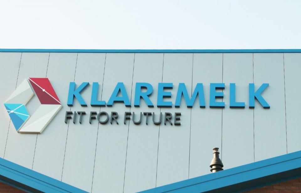 Klaremelk neemt contracten De Bruin over